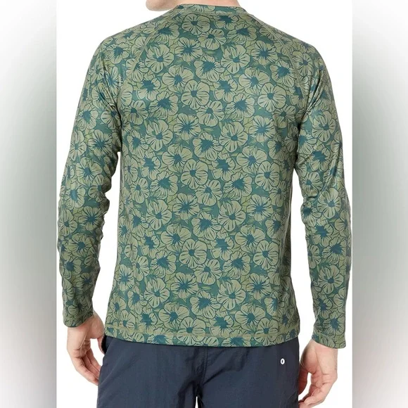 NEW| Amazon Essentials Men's Long-Sleeve Quick-Dry UPF 50 Swim Tee - Picture 2 of 7